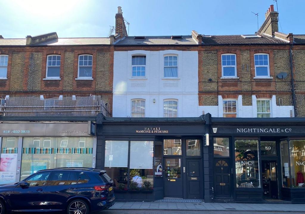 57 Queenstown Road, Wandsworth... Retail property (high street) £90,000
