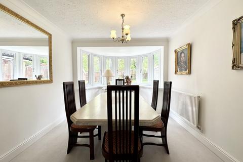 6 bedroom detached house for sale, Hill Field, Oadby, LE2