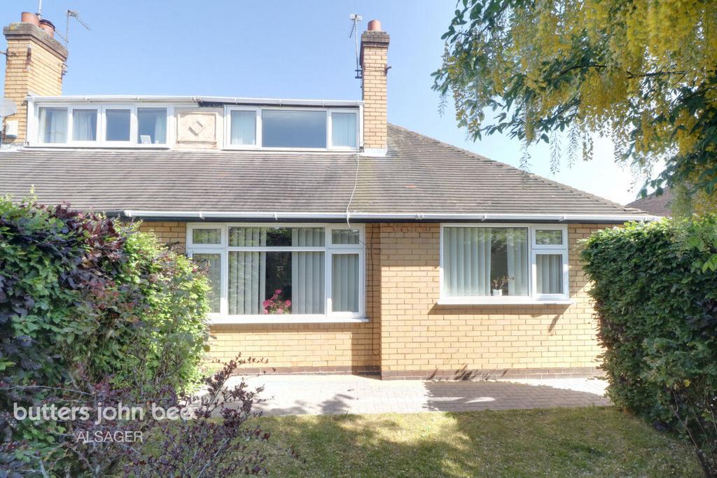 Poplar Drive, Alsager 2 bed semidetached bungalow for sale £210,000