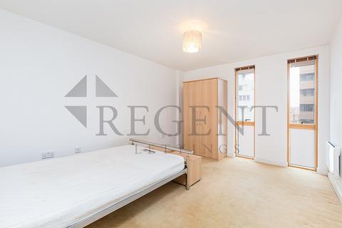 2 bedroom apartment to rent, Crampton Street, London, SE17