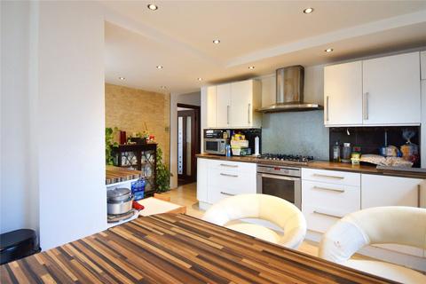 4 bedroom semi-detached house for sale - Ruislip HA4