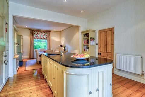 4 Brownlow Road, Reading, RG1 6NP