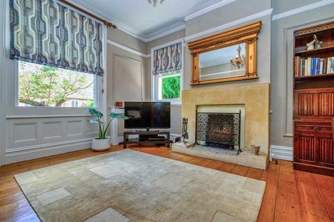 4 Brownlow Road, Reading, RG1 6NP