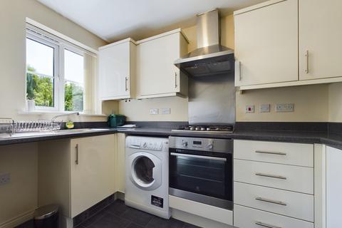 2 bedroom terraced house to rent, Wern Fawr Road, Swansea, SA1