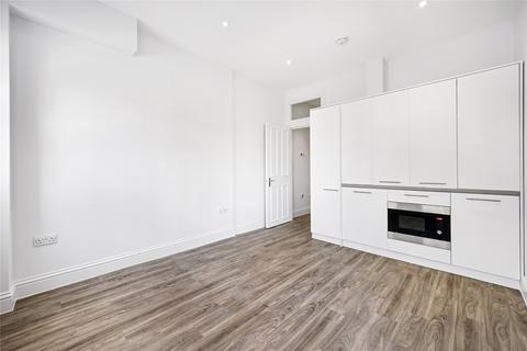 Studio to rent, Egerton Gardens Mews, London, SW3