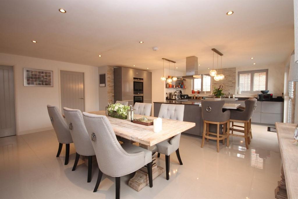 Dining Kitchen