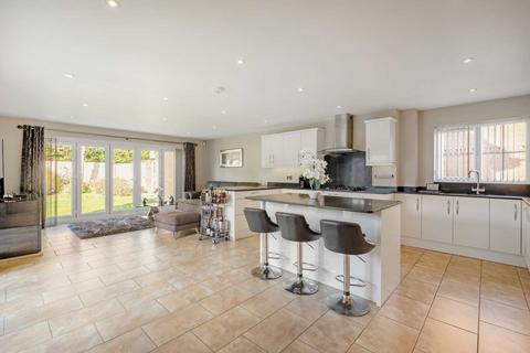 6 bedroom detached house for sale, Days Lane, Biddenham, Bedford