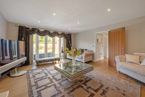 6 bedroom detached house for sale, Days Lane, Biddenham, Bedford