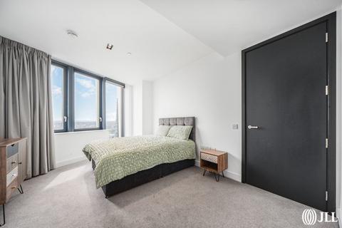 2 bedroom flat for sale - Amory Tower, London E14