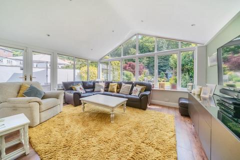 88 Cherry Tree Walk, West Wickham, BR4 9EH