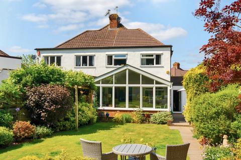 88 Cherry Tree Walk, West Wickham, BR4 9EH