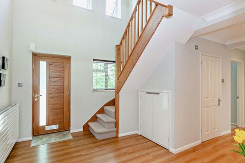 undefined, Grovewood Close, Chorleywood, Herts, WD3 5PX