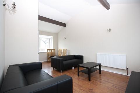 2 bedroom flat to rent, Isle of Dogs, E14