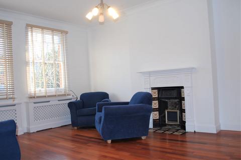 3 bedroom flat for sale, Goldhurst Terrace, London