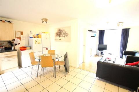 House to rent - Russia Dock Road, London, SE16
