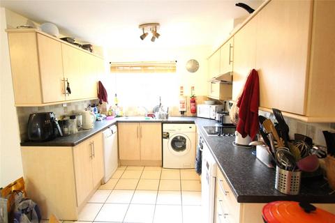 House to rent - Russia Dock Road, London, SE16