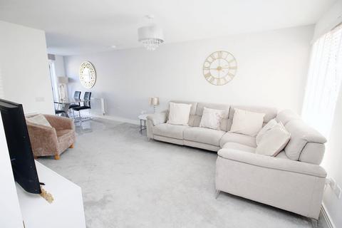23 Castlegate Avenue, Dumbarton, G82 1AL