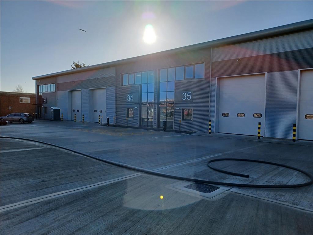 Littlehampton BN17 Industrial unit