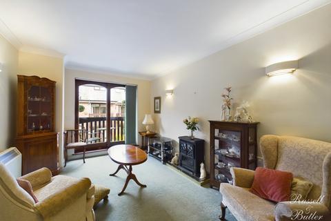 2 bedroom apartment for sale, Paynes Court, Buckingham