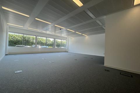Office to rent, Beehive Ring Road, Gatwick RH6