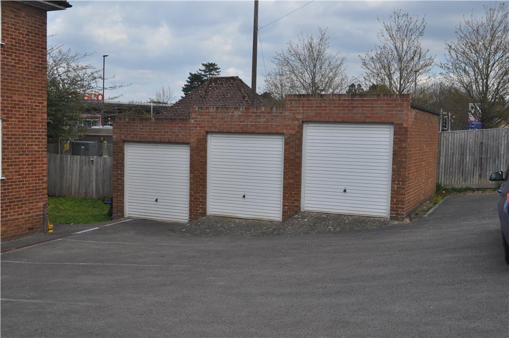 13 London Road, Pulborough RH20 Commercial development £850,000