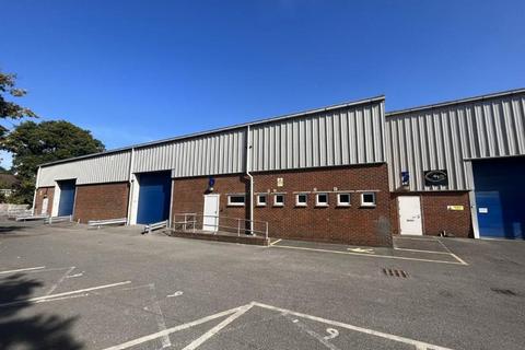 Industrial unit to rent, Balcombe Road, Horley RH6