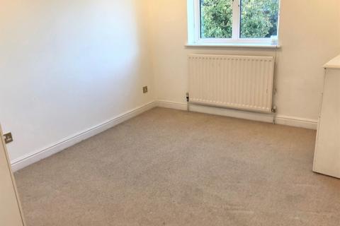 3 bedroom flat for sale, Flat , Highview House,  Queens Road, London