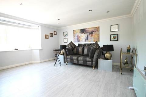 2 bedroom apartment for sale, The Cedars, Warford Park, Mobberley