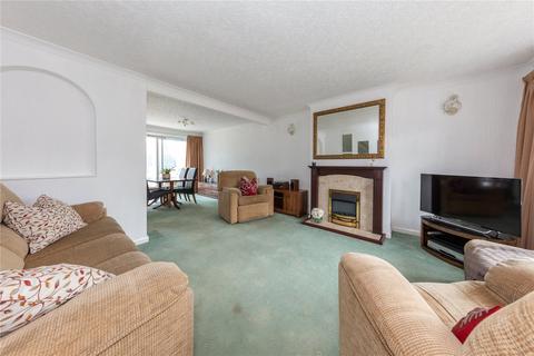 53 Edgewood Drive, Luton, LU2 8ER