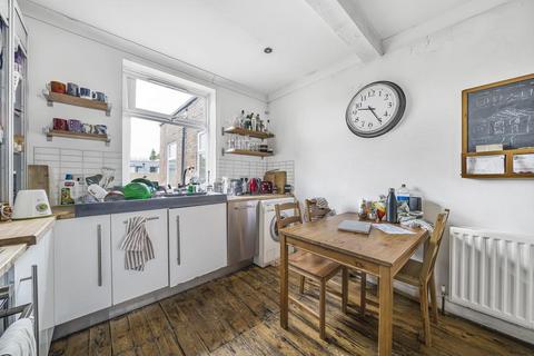 80a Bolton Crescent, London, SE5 0SE