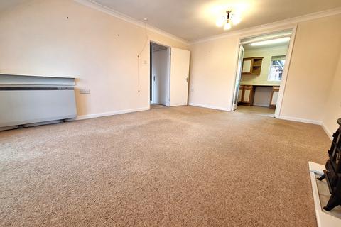 2 bedroom retirement property for sale, Lincoln Court, West End, Southampton