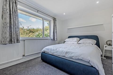 2 bedroom flat for sale, Westley Close, Winchester, SO22