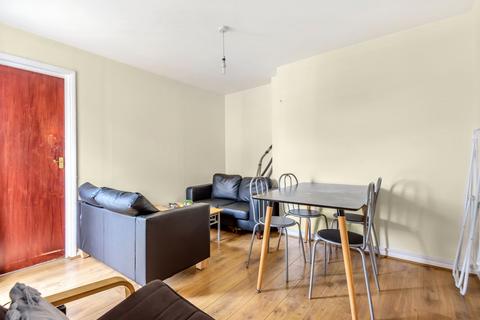 4 bedroom flat for sale, Olivers Battery Road South, Winchester, SO22