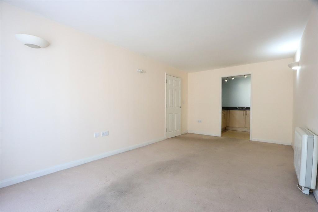 Farnborough Road, Farnborough, Hampshire, GU14 2 bed apartment £1,200