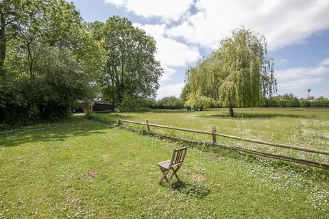 3 bedroom bungalow for sale, Roxwell Road, Writtle, CM1