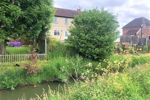 3 bedroom semi-detached house to rent, Church Street, Edenbridge