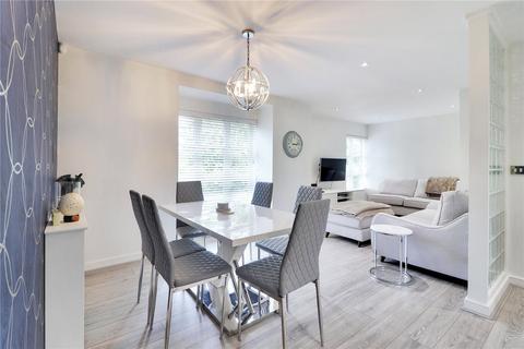 18 Sanderling Way, Greenhithe, DA9 9RJ