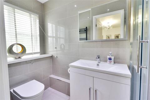 18 Sanderling Way, Greenhithe, DA9 9RJ
