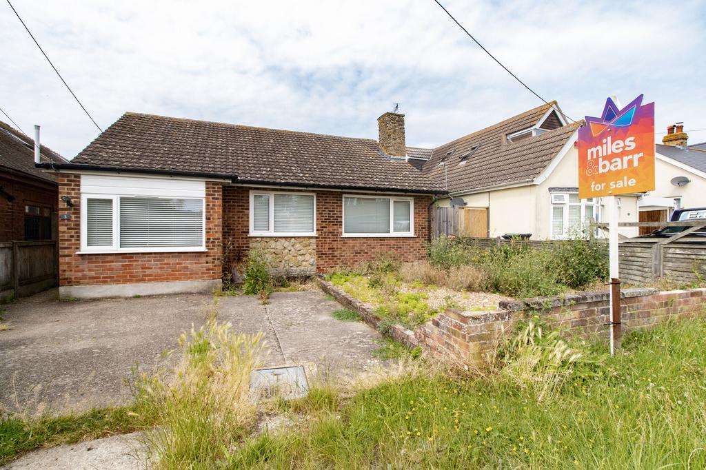 Hodgson Road, Seasalter, CT5 3 bed detached bungalow for sale £540,000