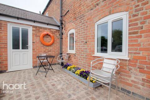 2 bedroom character property to rent, Sileby Road, Loughborough