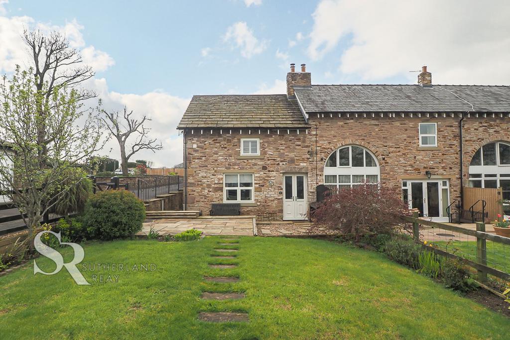 Shallcross Road, Whaley Bridge, SK23 3 bed barn conversion for sale £