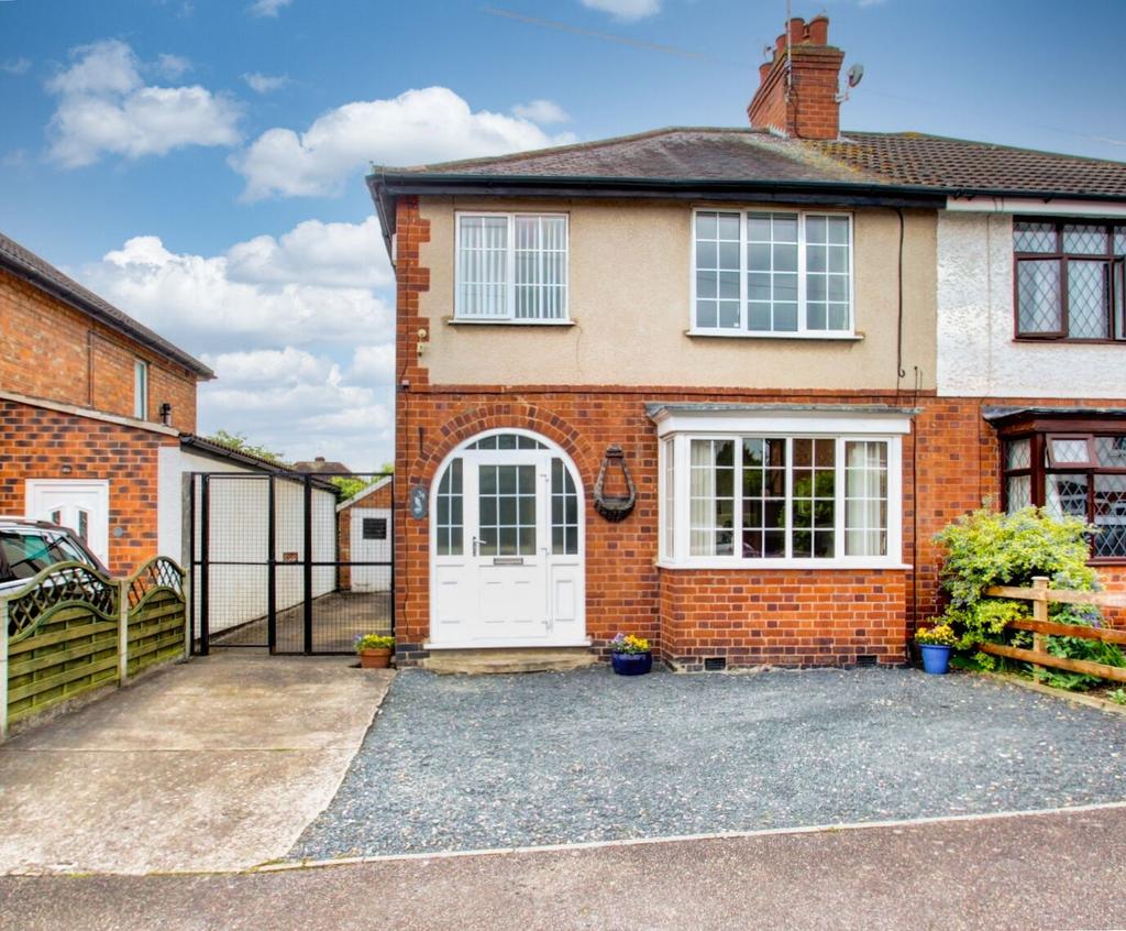 Gwendolin Avenue, Birstall, LE4 3 bed semidetached house for sale £310,000