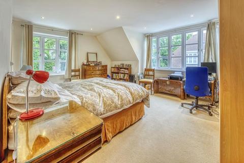 13, Evergreen Cross Road, Ascot, SL5 9RX