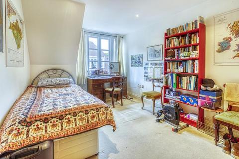 13, Evergreen Cross Road, Ascot, SL5 9RX