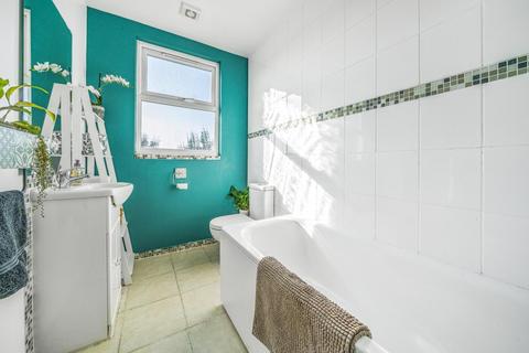 4 Hampden Road, Beckenham, BR3 4HH