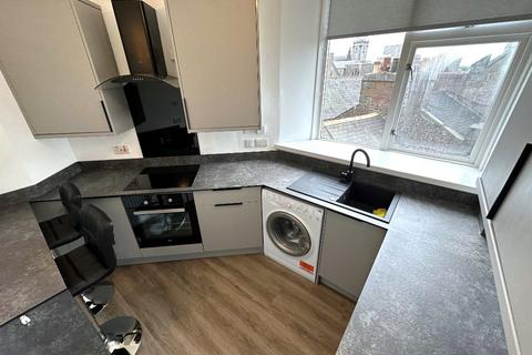2 bedroom flat to rent, Chapel Court, City Centre, Aberdeen, AB11