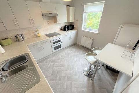 2 bedroom flat to rent, Ruthrieston Court, Riverside Drive, Holburn, Aberdeen, AB10
