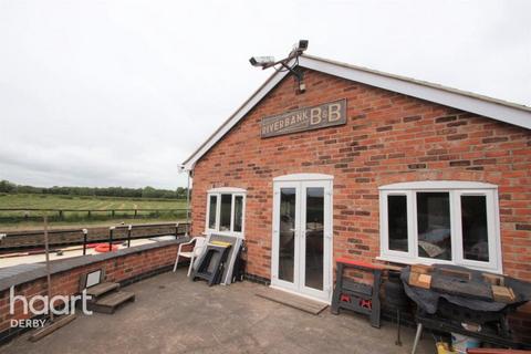 2 bedroom semi-detached house to rent, Sileby Road, Loughborough