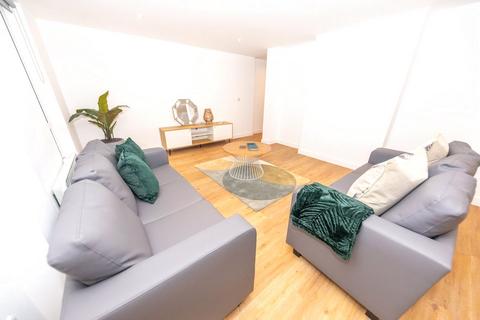 3 bedroom terraced house for sale, The Plaza, Advent Way, Ancoats, Manchester, M4