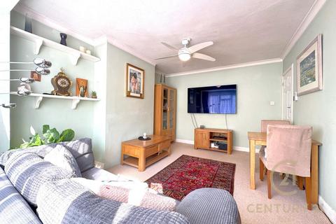 2 bedroom maisonette to rent, Grove Crescent, KINGSTON UPON THAMES KT1